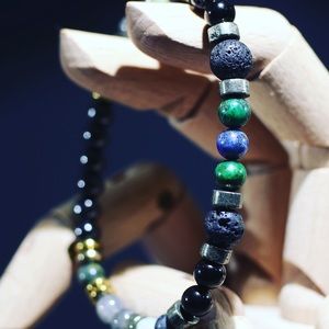 SOLD Soul tribe magnet men strechy bracelet